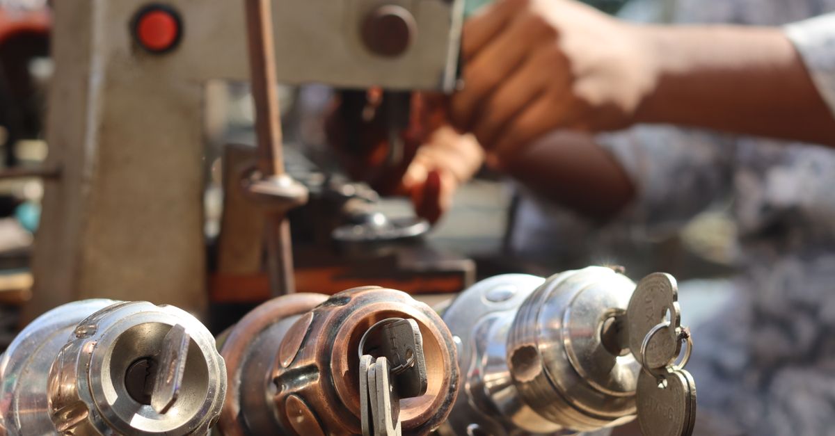 Broken Key Stuck in the Lock? Do This Before It Gets Worse — Brooklyn Atlantic 24 Hour Locksmith